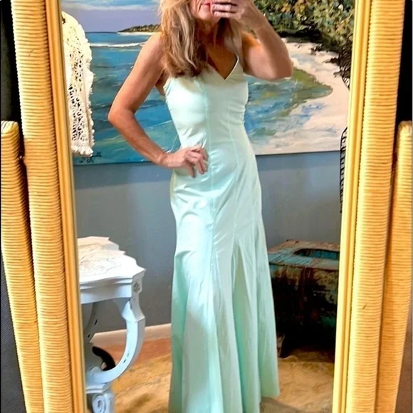 🍈Renato Nucci Paris, Stunning Corseted Back Maxi Dress,Amazing Full Bottom, 6 - Picture 7 of 16